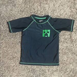 Minecraft Kids Shirt Black and Green Size Small